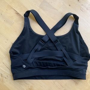 lululemon medium support bra, size 8
